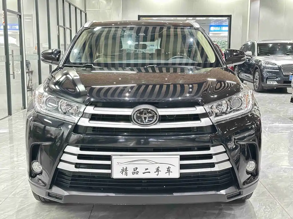 Toyota Highlander 2020 — фото 2
