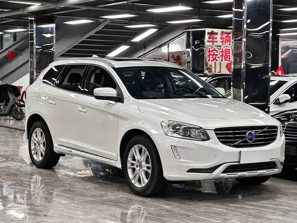 Volvo XC60 2014 — фото 3