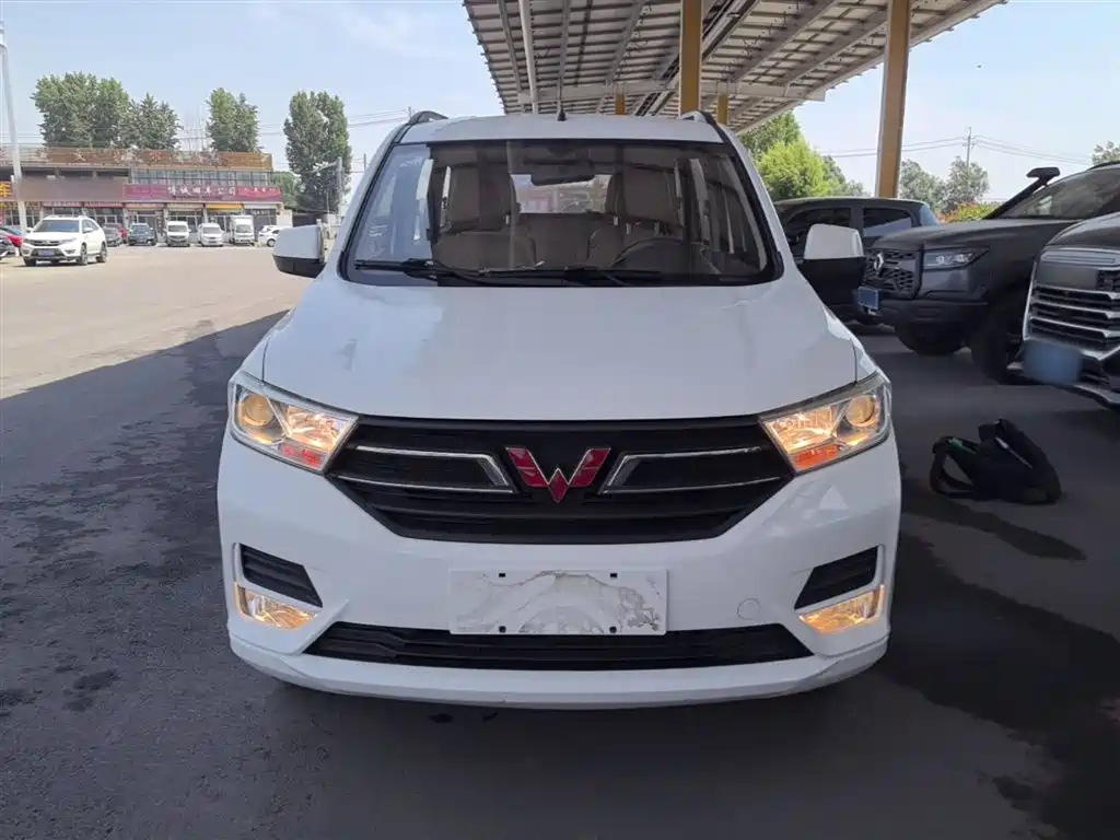 Wuling Hongguang 2019 — фото 3