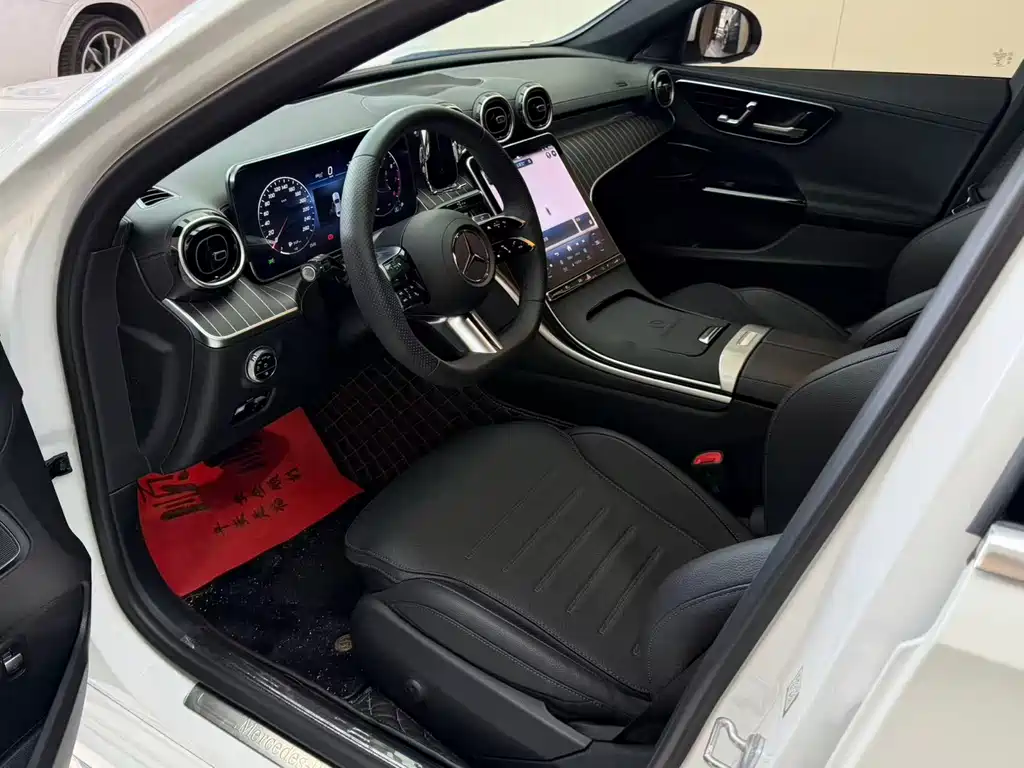 Mercedes-Benz C-Class 2023