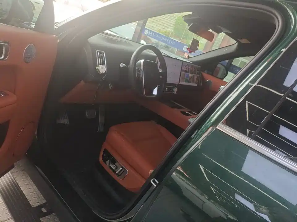 Li Auto Li L8 2023