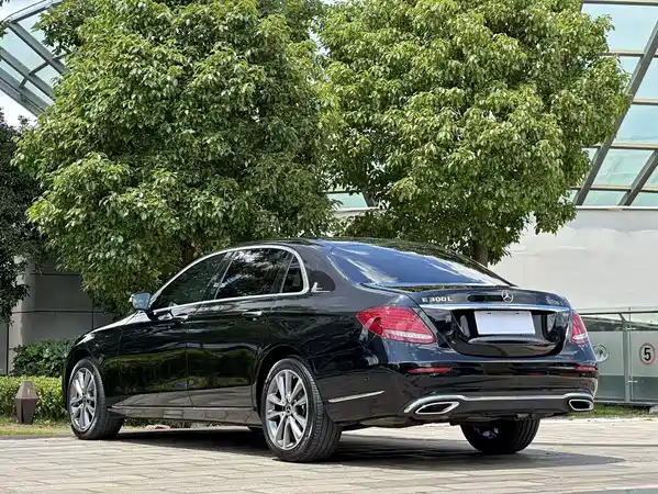 Mercedes-Benz E-Class 2019