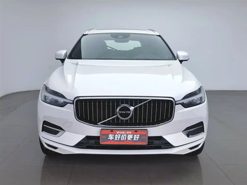 Volvo XC60 2021 — фото 3