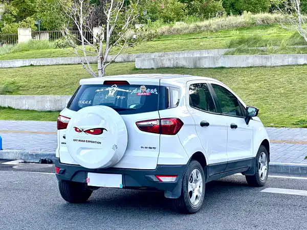 Ford EcoSport 2015