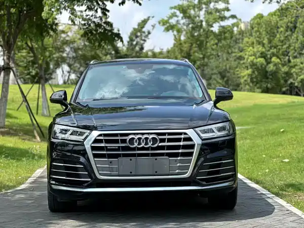 Audi Q5L 2021