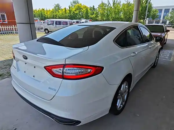 Ford Mondeo 2013
