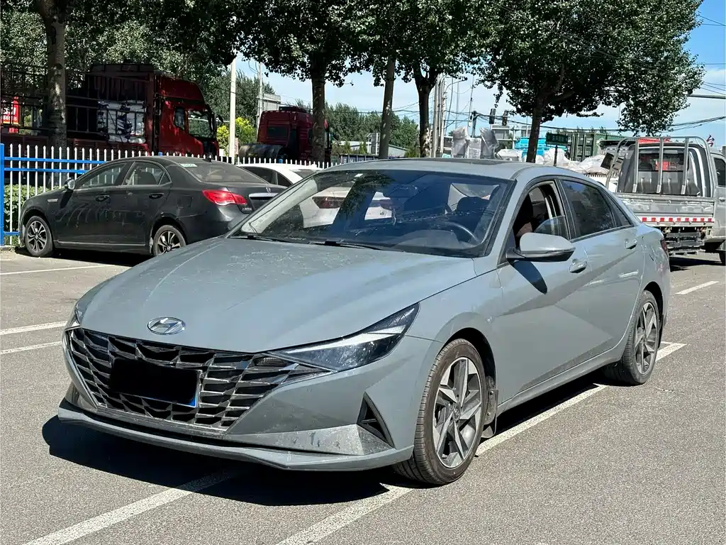 Hyundai Elantra 2021 — фото 10
