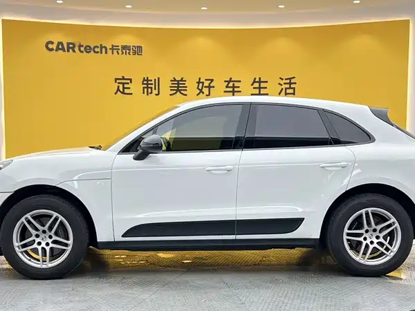 Porsche Macan 2020