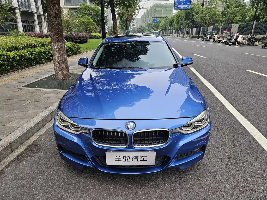 BMW 3 Series 2018 — фото 5