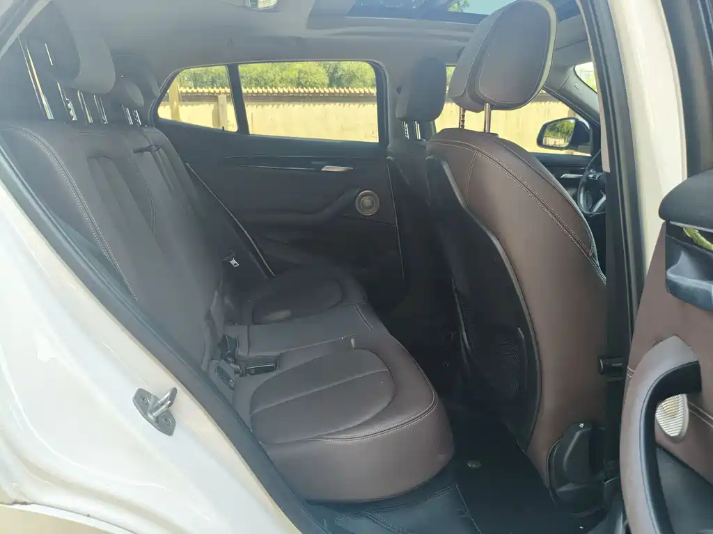 BMW X2 2022 — фото 13