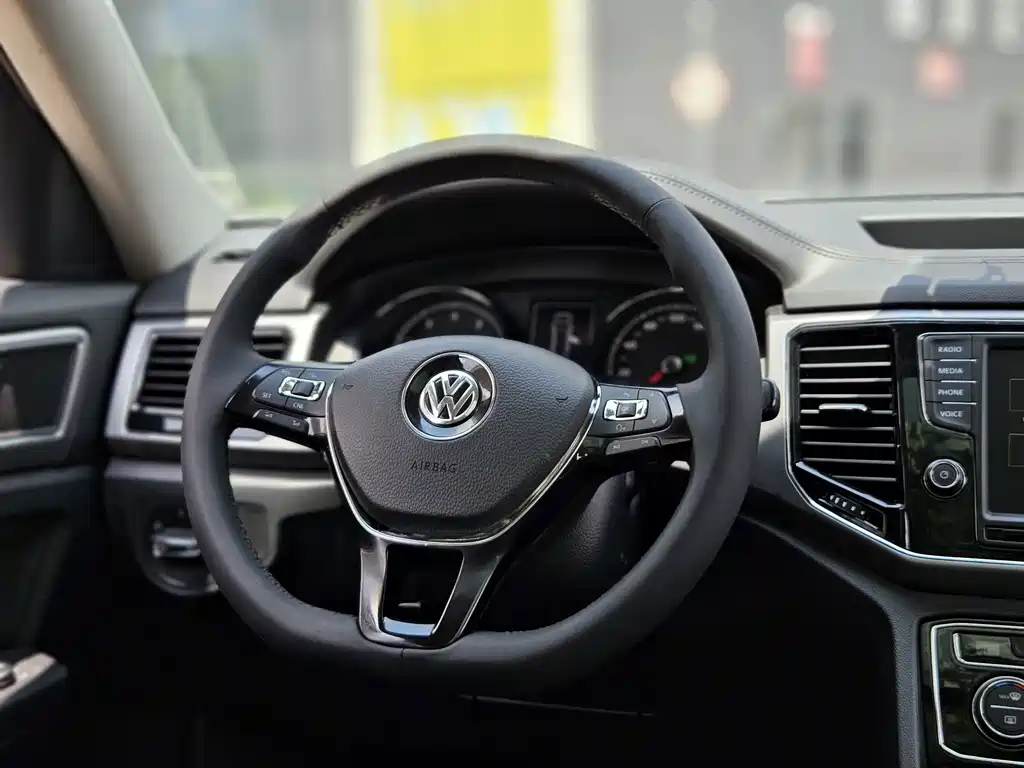 Volkswagen Teramont 2018 — фото 16