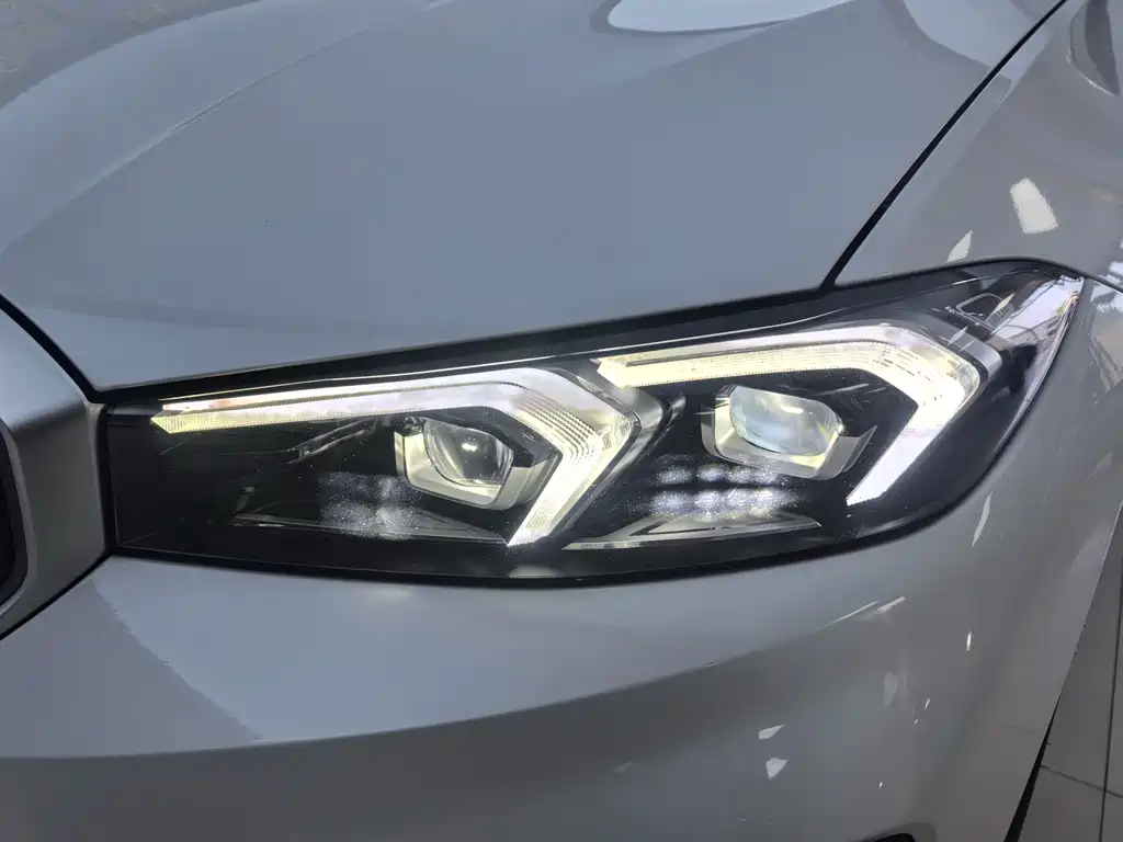 BMW i3 2023 — фото 19