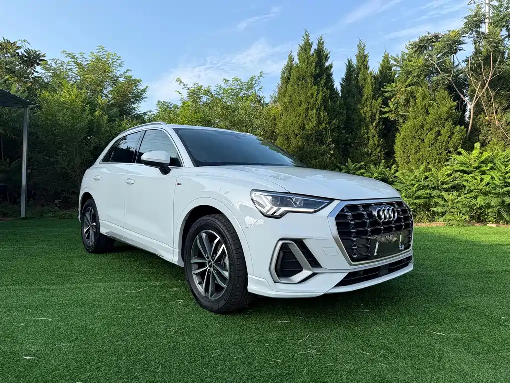 Audi Q3 2022