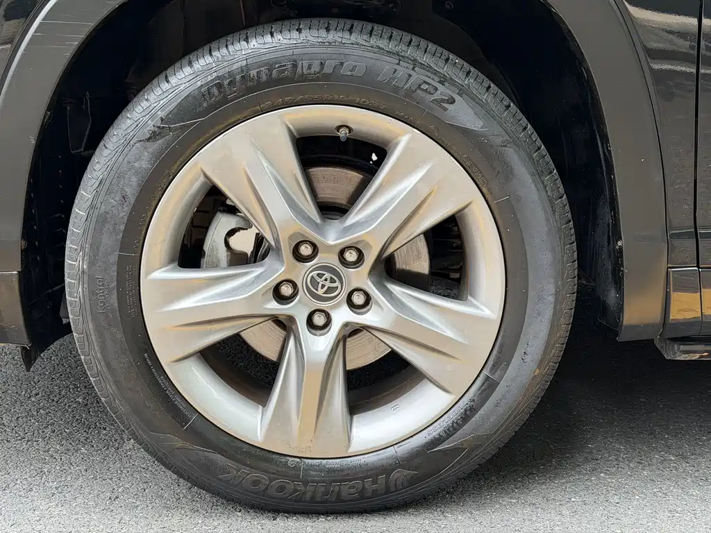 Toyota Highlander 2019 — фото 16