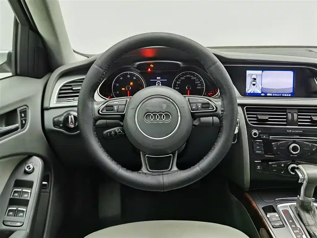 Audi A4L 2013 — фото 11