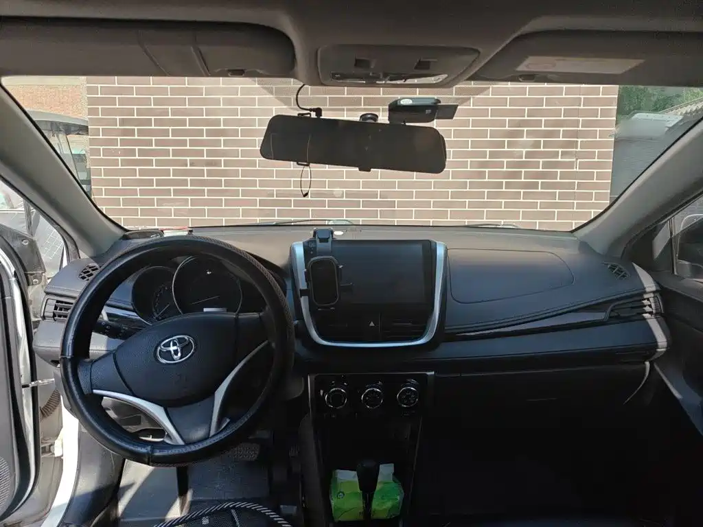 Toyota Yaris L 2018