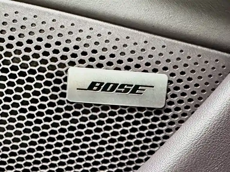 Porsche Taycan 2023 — фото 13