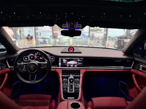 Porsche Panamera 2020
