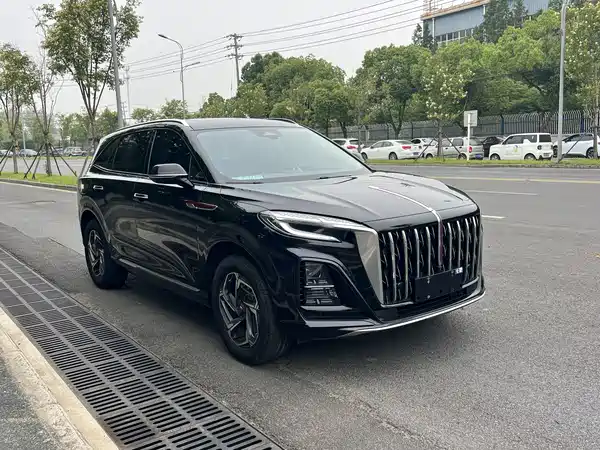 Hongqi HS3 2024