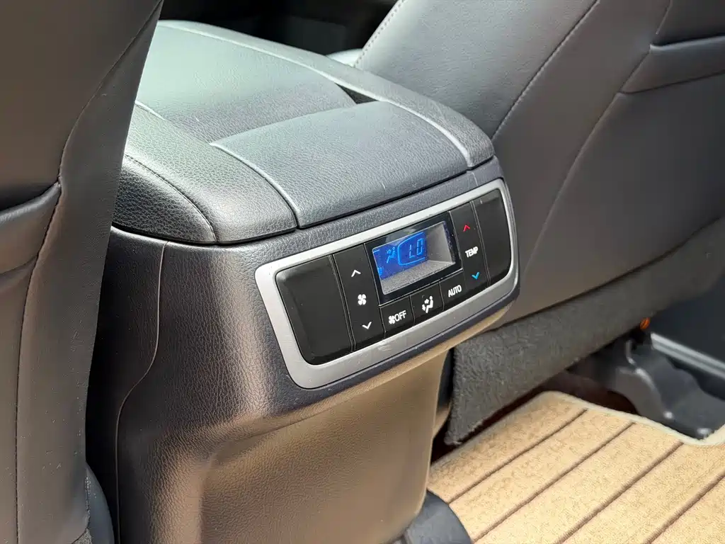 Toyota Highlander 2019 — фото 11