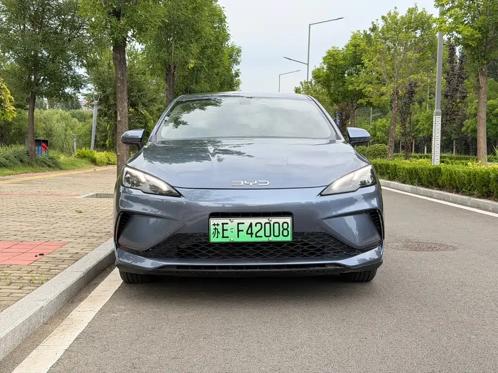 BYD Seal 05 DM-i 2025 — фото 2