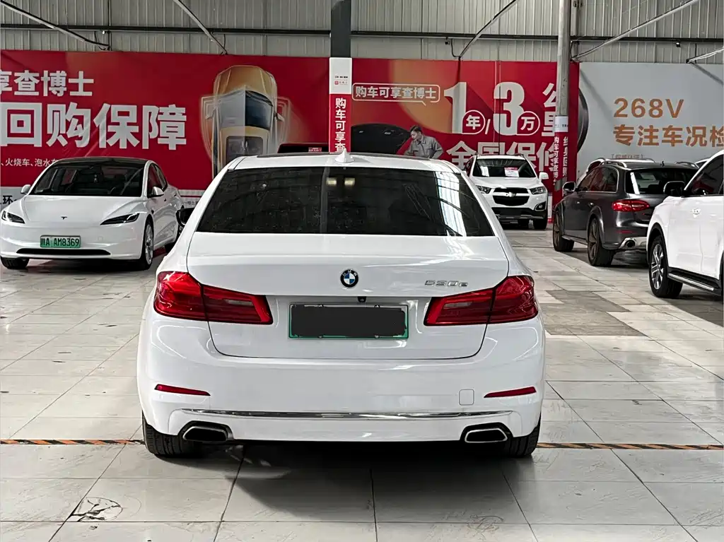 BMW 5 Series New Energy 2019 — фото 16