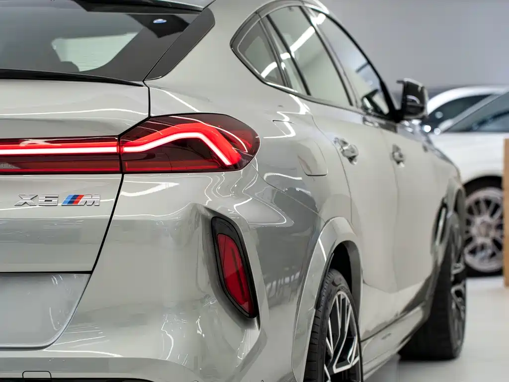 BMW X6 M 2023 — фото 6