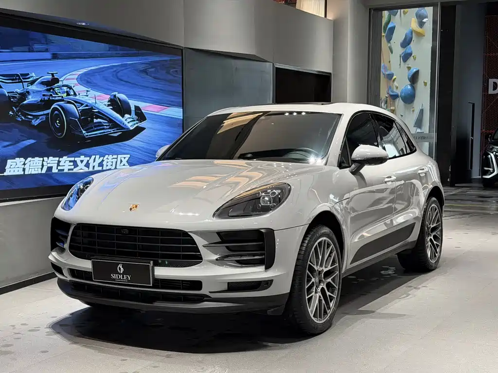 Porsche Macan 2021 — фото 1