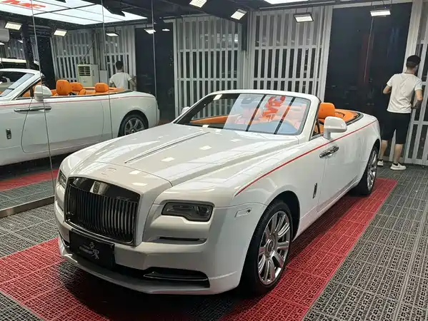 Rolls-Royce Yao Ying 2016