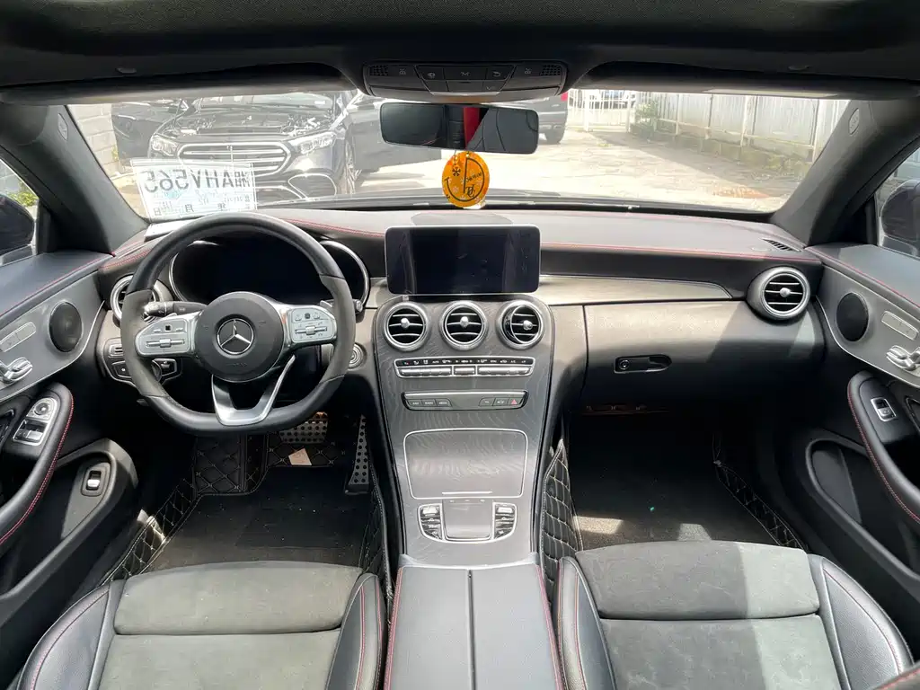 Mercedes-Benz C-Class 2023 — фото 20