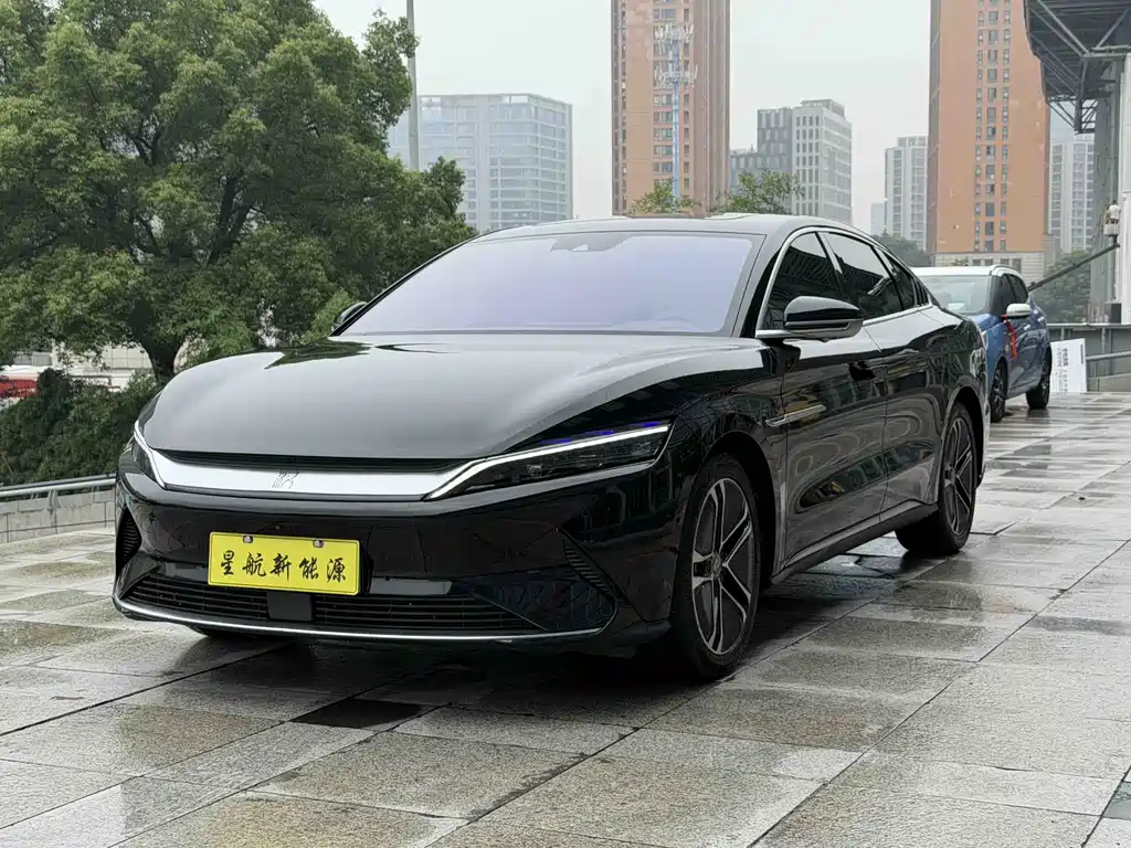 BYD Han 2022 — фото 1