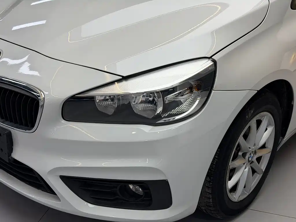 BMW 2 Series Active Tourer 2016 — фото 5