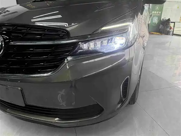 Buick GL8 2022
