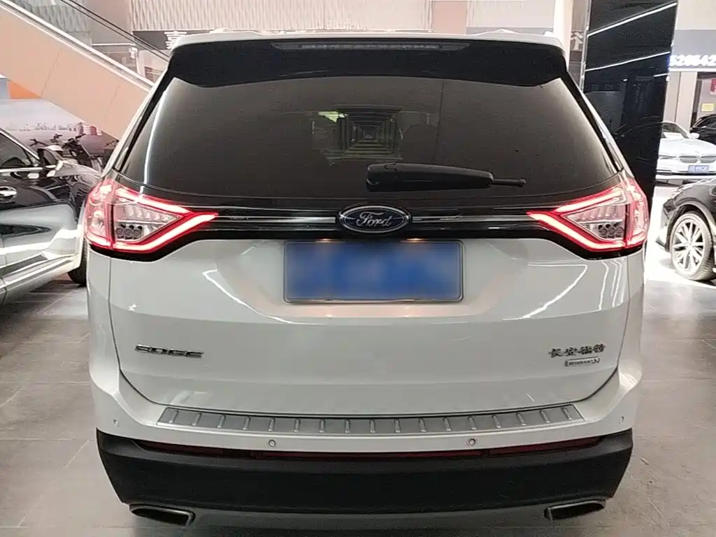 Ford Edge 2019 — фото 4
