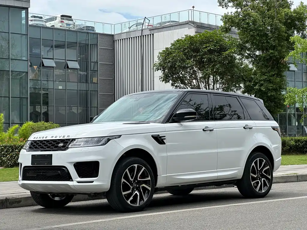 Land Rover Sport 2021 — фото 1