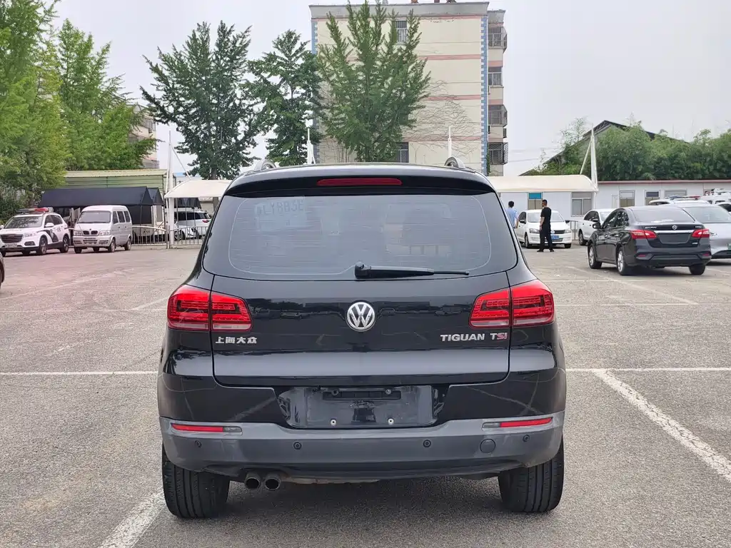 Volkswagen Tiguan 2015 — фото 5