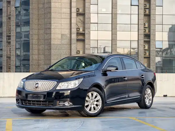 Buick LaCrosse 2012