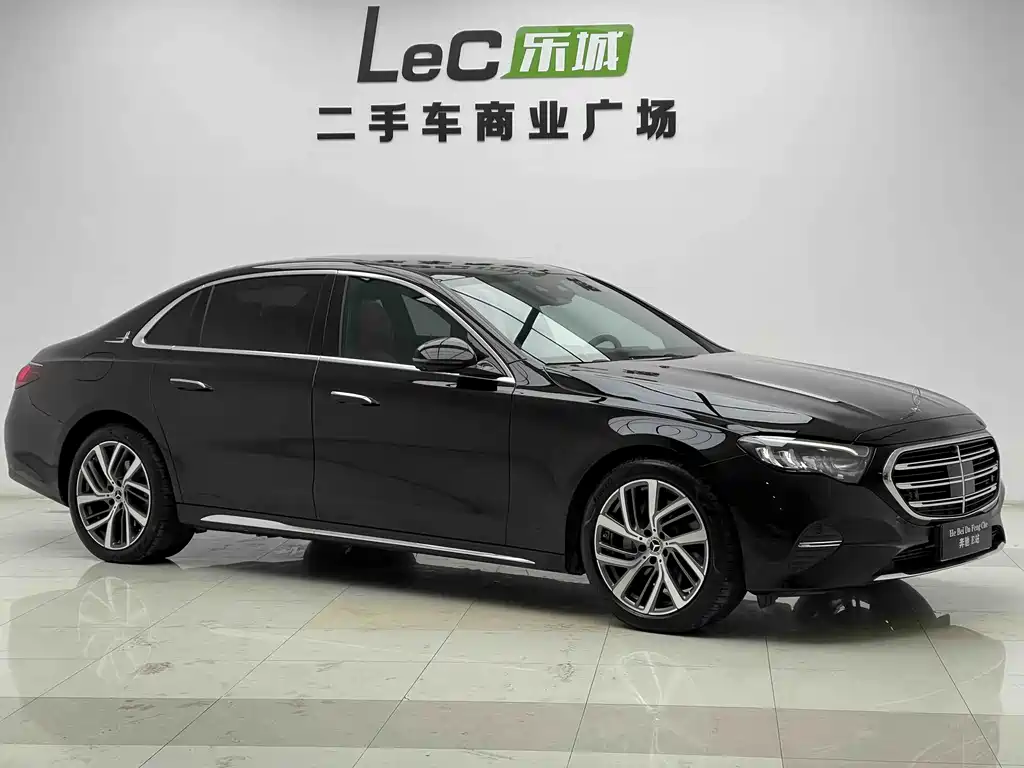 Mercedes-Benz E-Class 2024