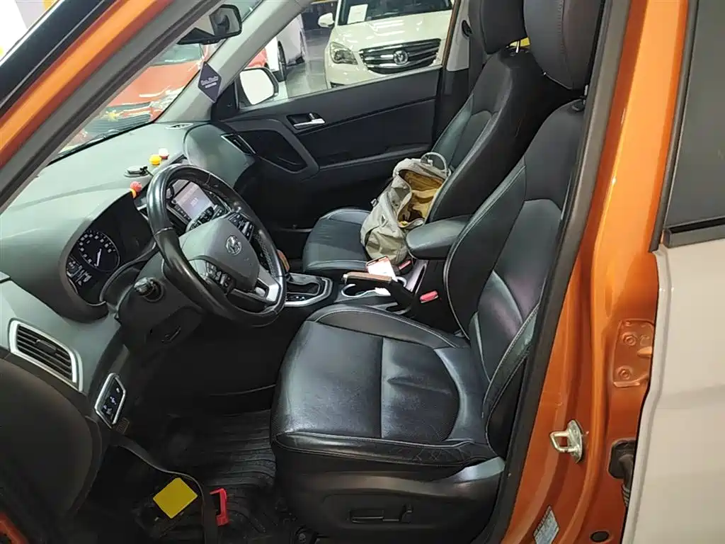 Hyundai ix25 2015 — фото 15