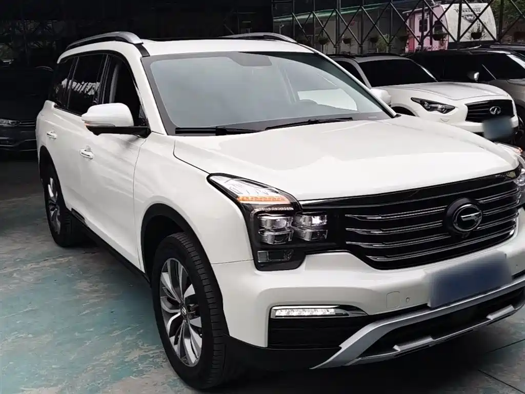 GAC Motor Trumpchi GS8 2017 — фото 4