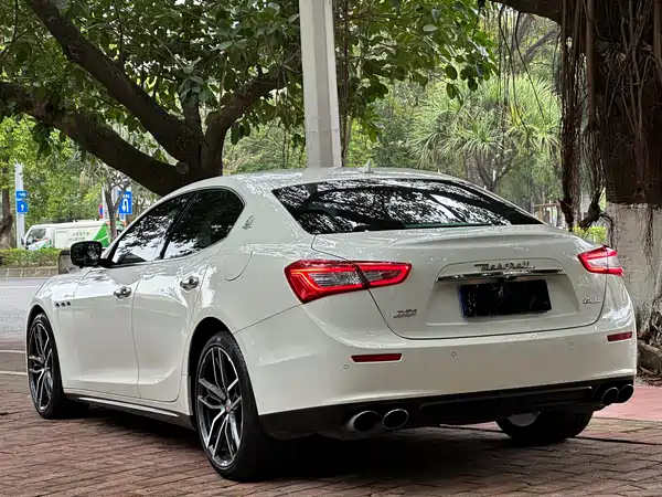 Maserati Ghibli 2014