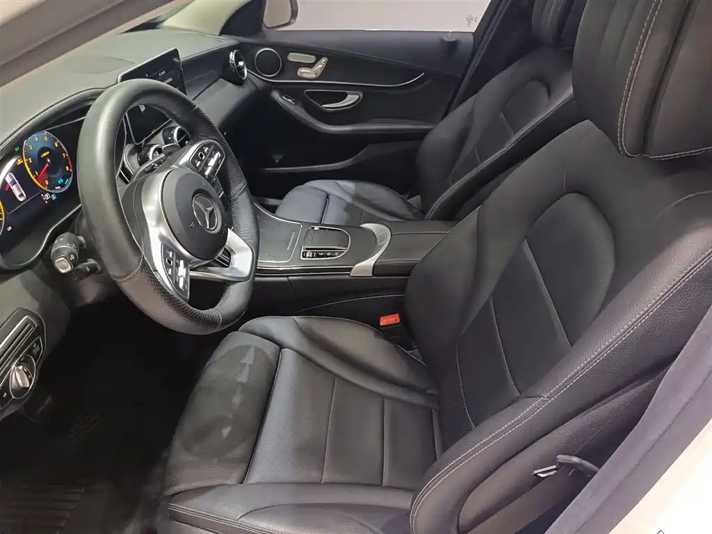 Mercedes-Benz C-Class 2020