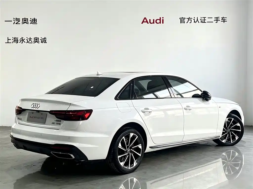 Audi A4L 2023 — фото 5