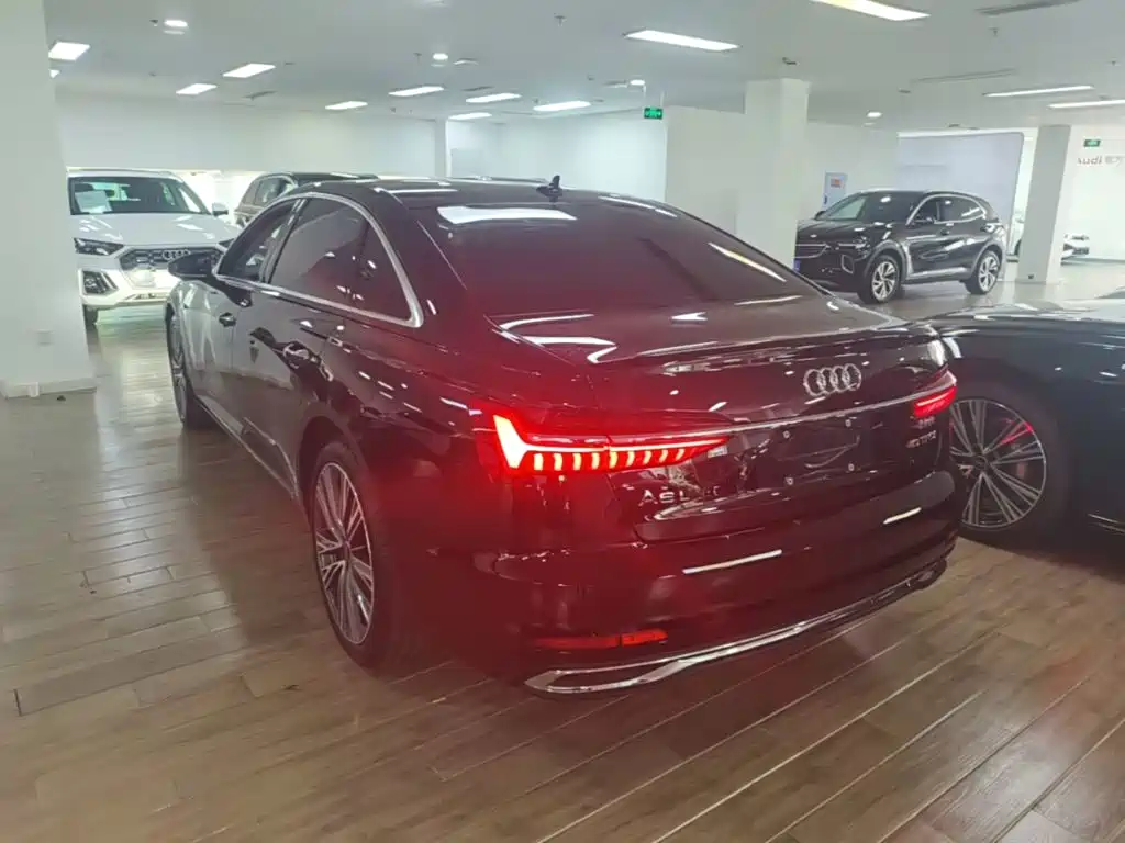 Audi A6L 2023