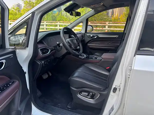 GAC Trumpchi M6 2023