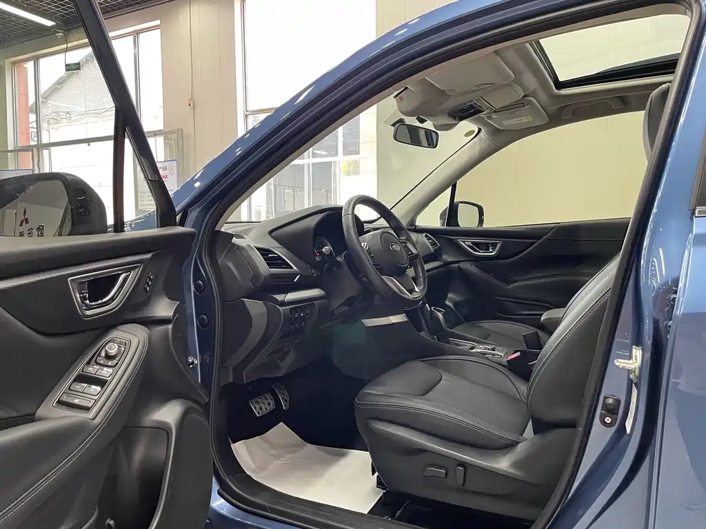 Subaru Forester 2021 — фото 14
