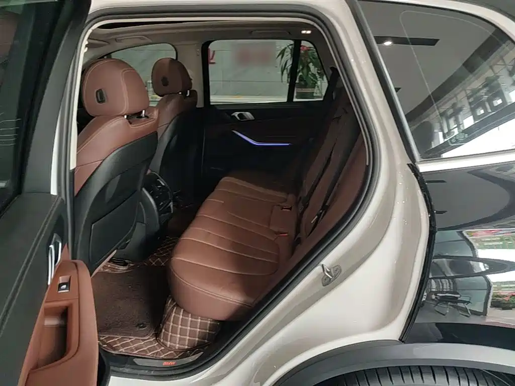 BMW X5 2021 — фото 17