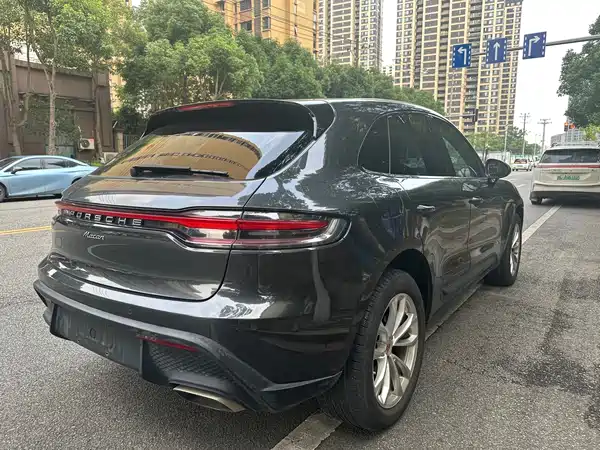 Porsche Macan 2023
