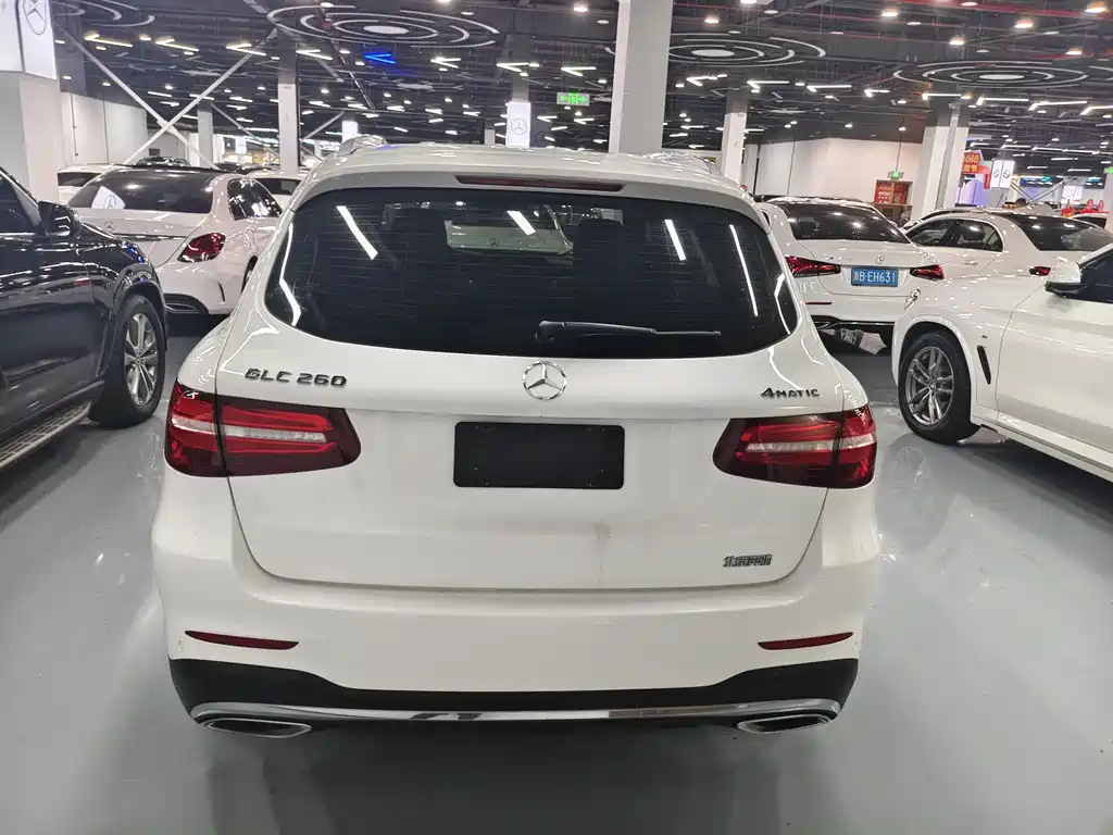 Mercedes-Benz GLC 2017 — фото 15
