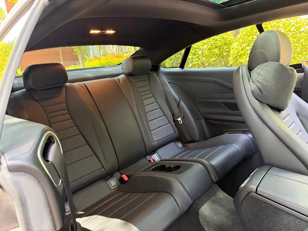 Mercedes-Benz E-Class 2022 — фото 14